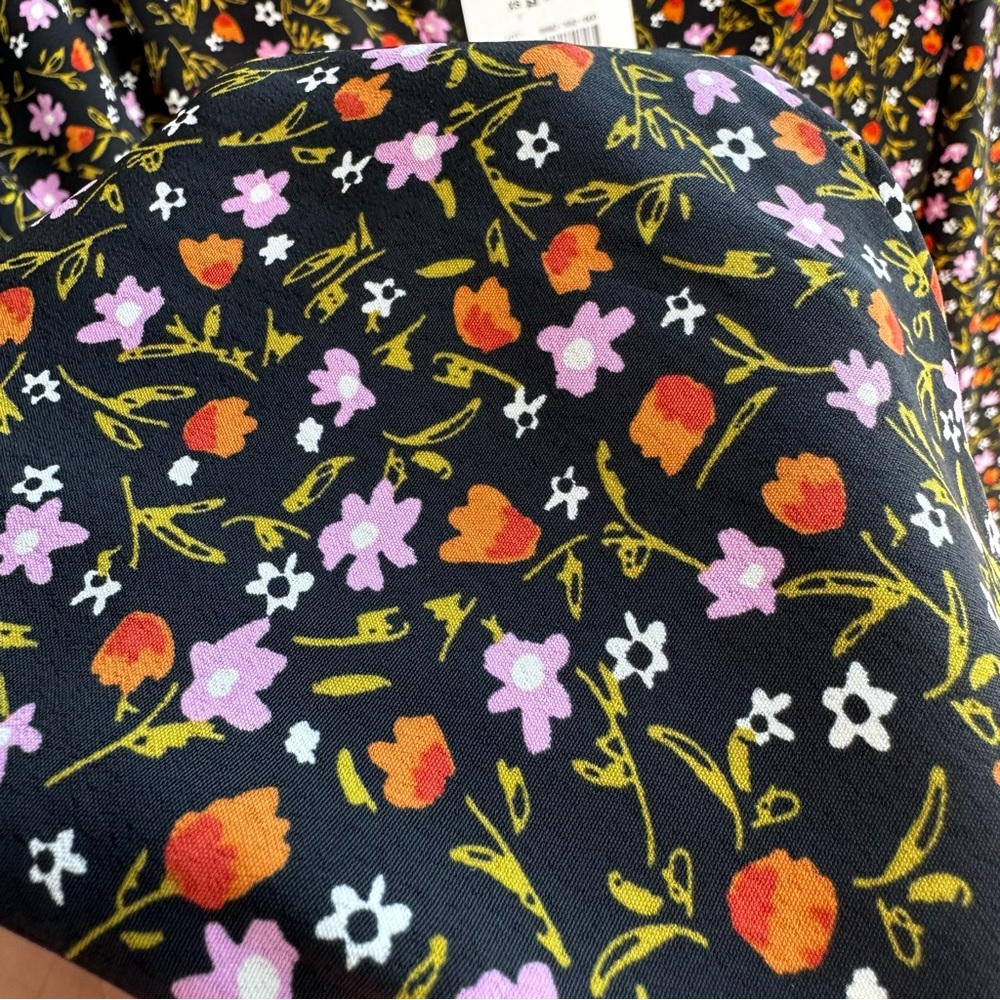 Floral Mini! - Picture 8 of 8